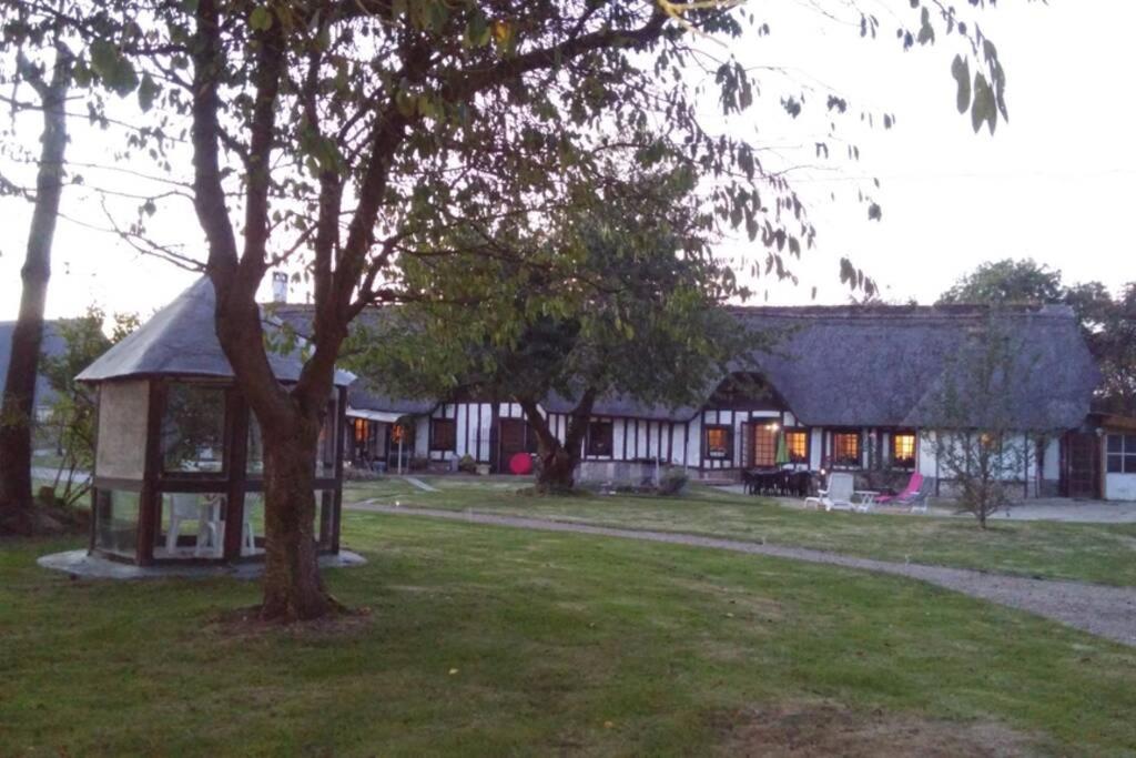 Chaumiere Du Chateau D'O Et Sa Mini Ferme ,Gite 21Couchages Goupil-Othon Εξωτερικό φωτογραφία